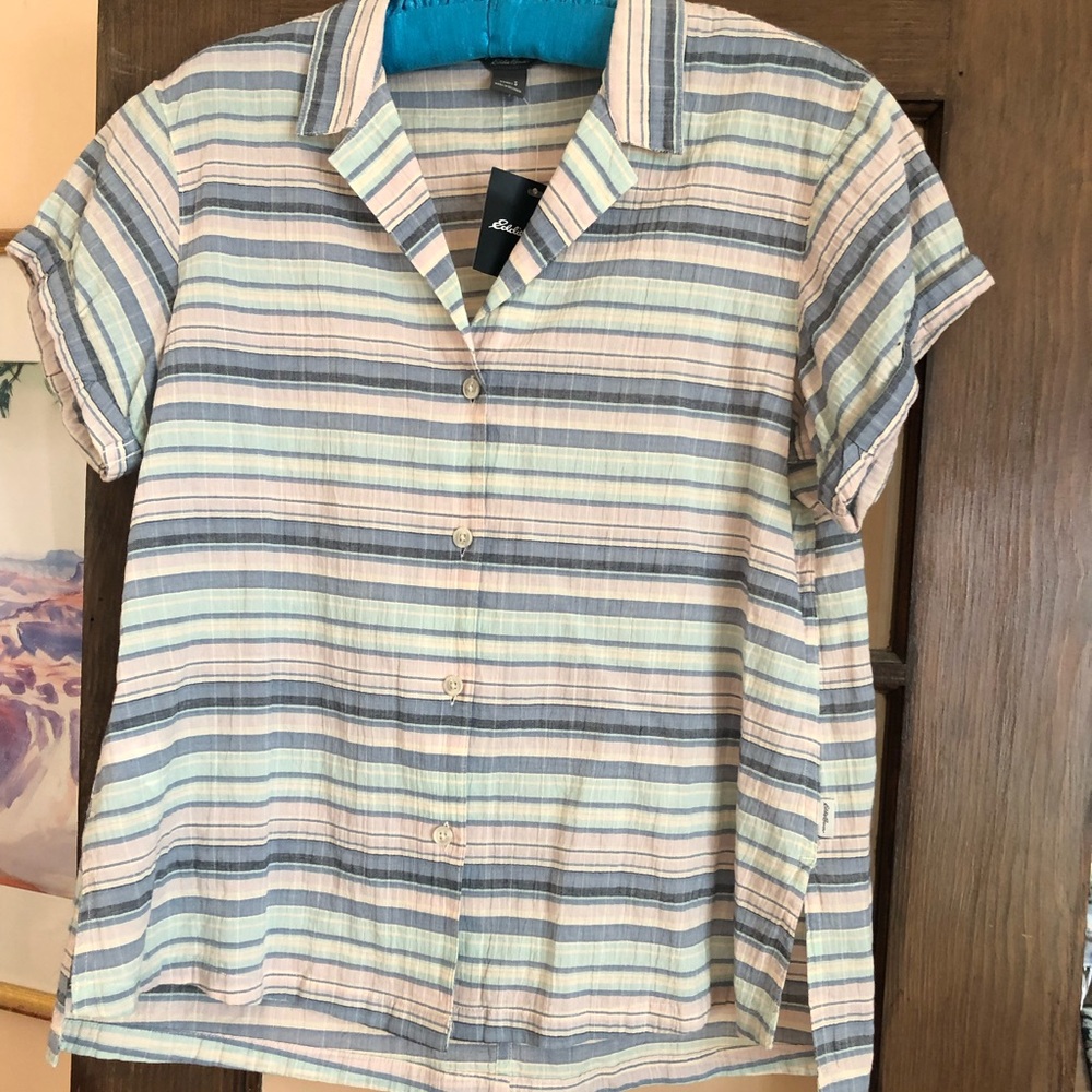 NWT Women’s Eddie Bauer Packable Plaid Cotton Camp Shirt.
